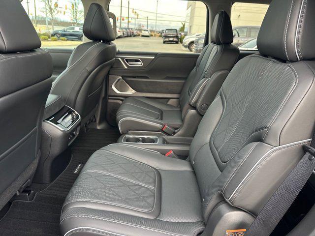 new 2025 INFINITI QX80 car, priced at $100,552