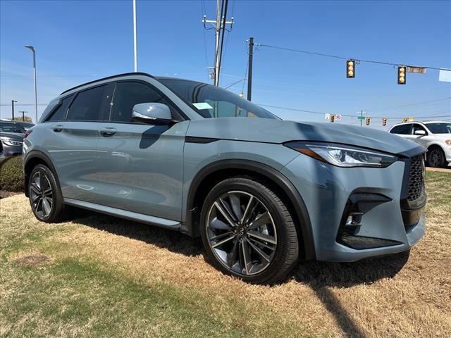 new 2025 INFINITI QX50 car, priced at $52,742
