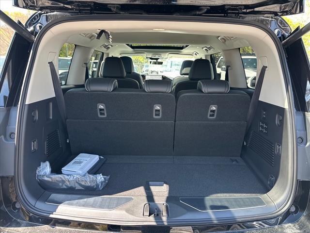 new 2025 INFINITI QX80 car, priced at $92,812