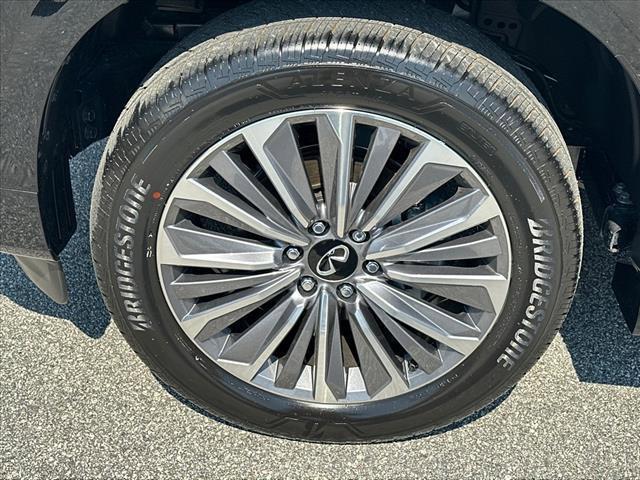 new 2025 INFINITI QX80 car, priced at $92,812