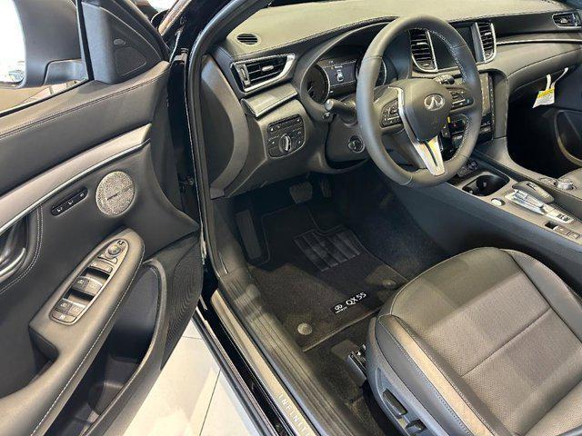 new 2025 INFINITI QX55 car, priced at $55,092