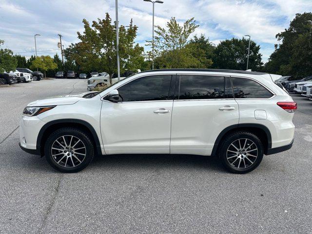 used 2018 Toyota Highlander car, priced at $20,495