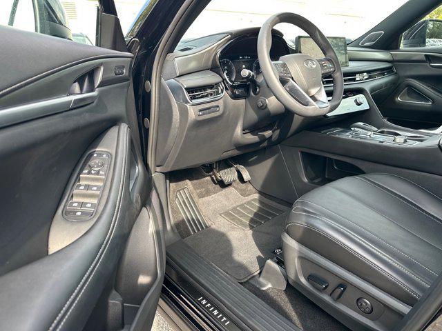 used 2025 INFINITI QX60 car, priced at $44,995