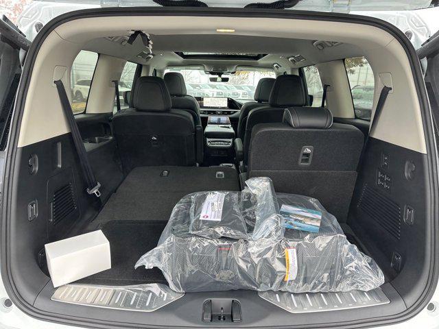 new 2025 INFINITI QX80 car, priced at $100,002