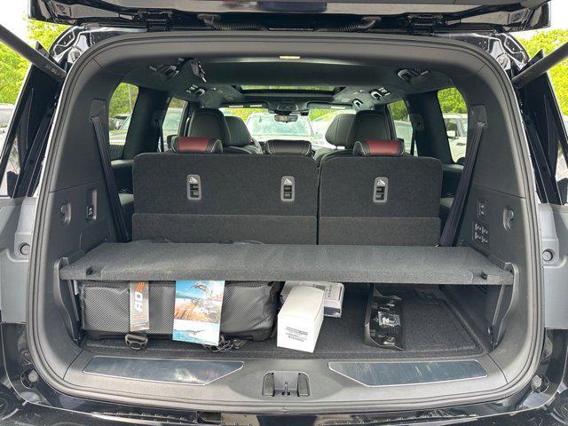 new 2025 INFINITI QX80 car, priced at $113,347