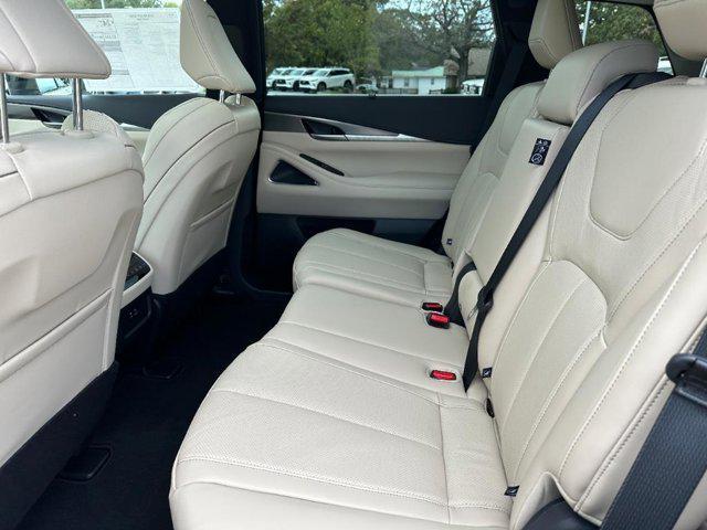 new 2025 INFINITI QX60 car, priced at $61,112