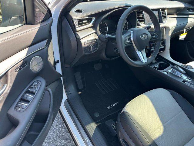 new 2025 INFINITI QX55 car, priced at $55,992