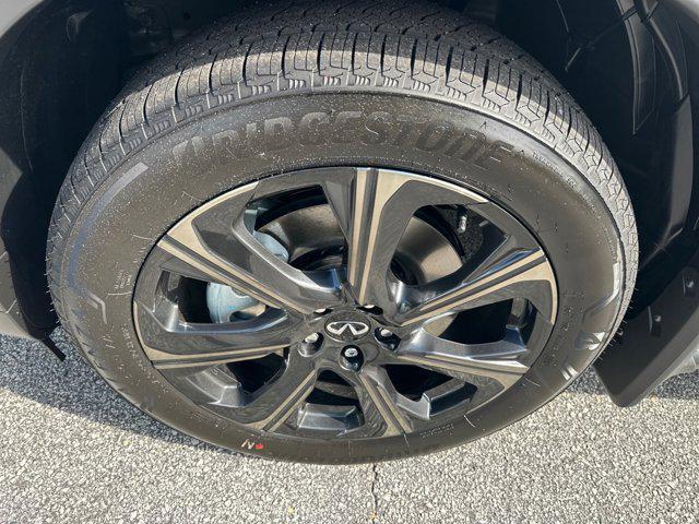 new 2026 INFINITI QX60 car, priced at $73,685