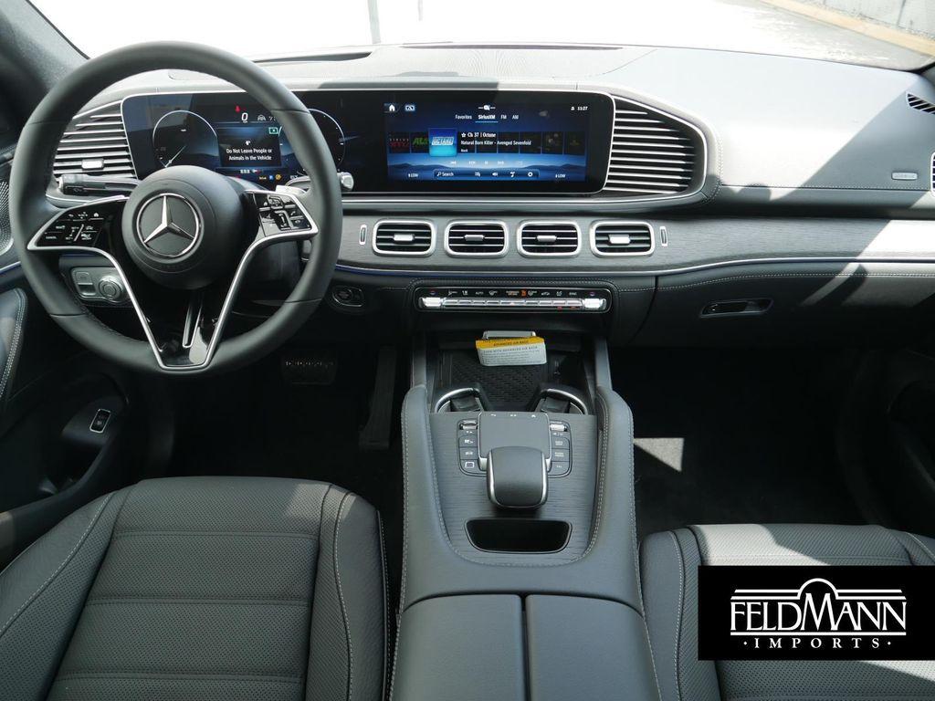 new 2025 Mercedes-Benz GLE 450 car, priced at $92,315