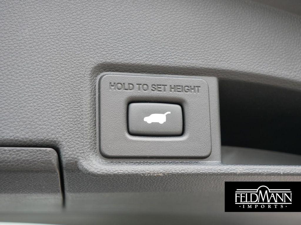 used 2020 Acura RDX car, priced at $27,395