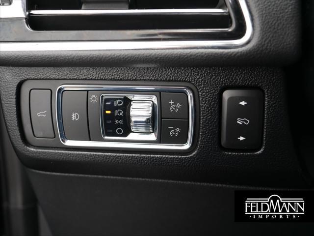 used 2022 Lincoln Navigator car, priced at $53,455