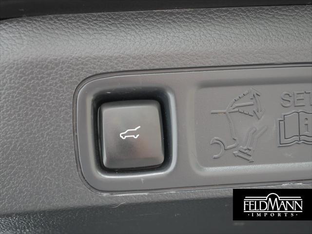 used 2022 Lincoln Navigator car, priced at $53,455