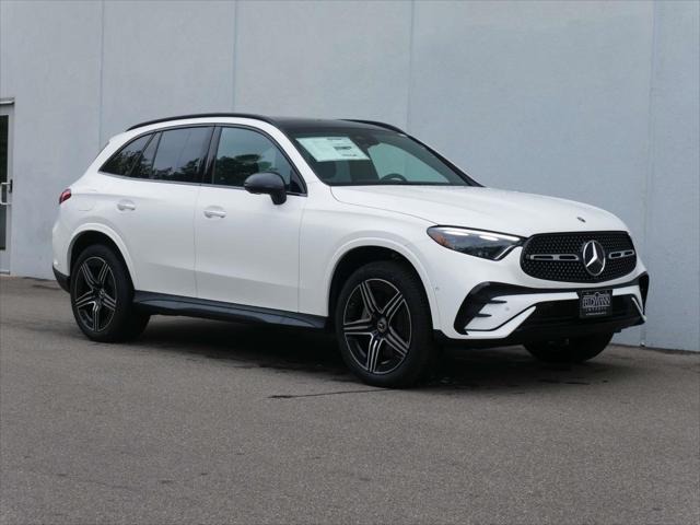 new 2024 Mercedes-Benz GLC 300 car, priced at $64,455