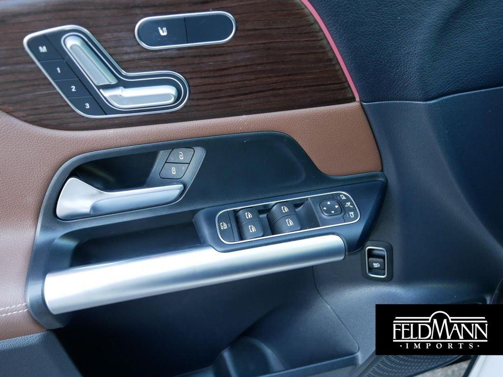 used 2024 Mercedes-Benz GLA 250 car, priced at $34,922