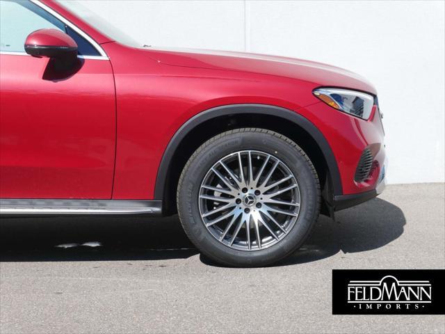 new 2024 Mercedes-Benz GLC 300 car, priced at $58,755