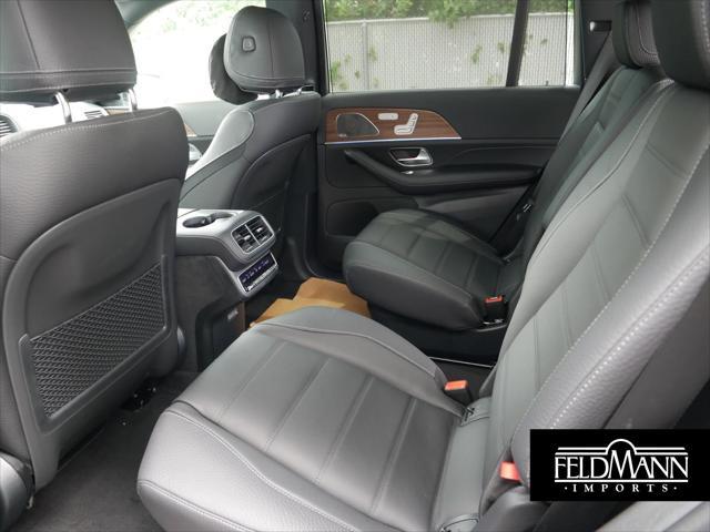 new 2025 Mercedes-Benz GLS 450 car, priced at $96,275