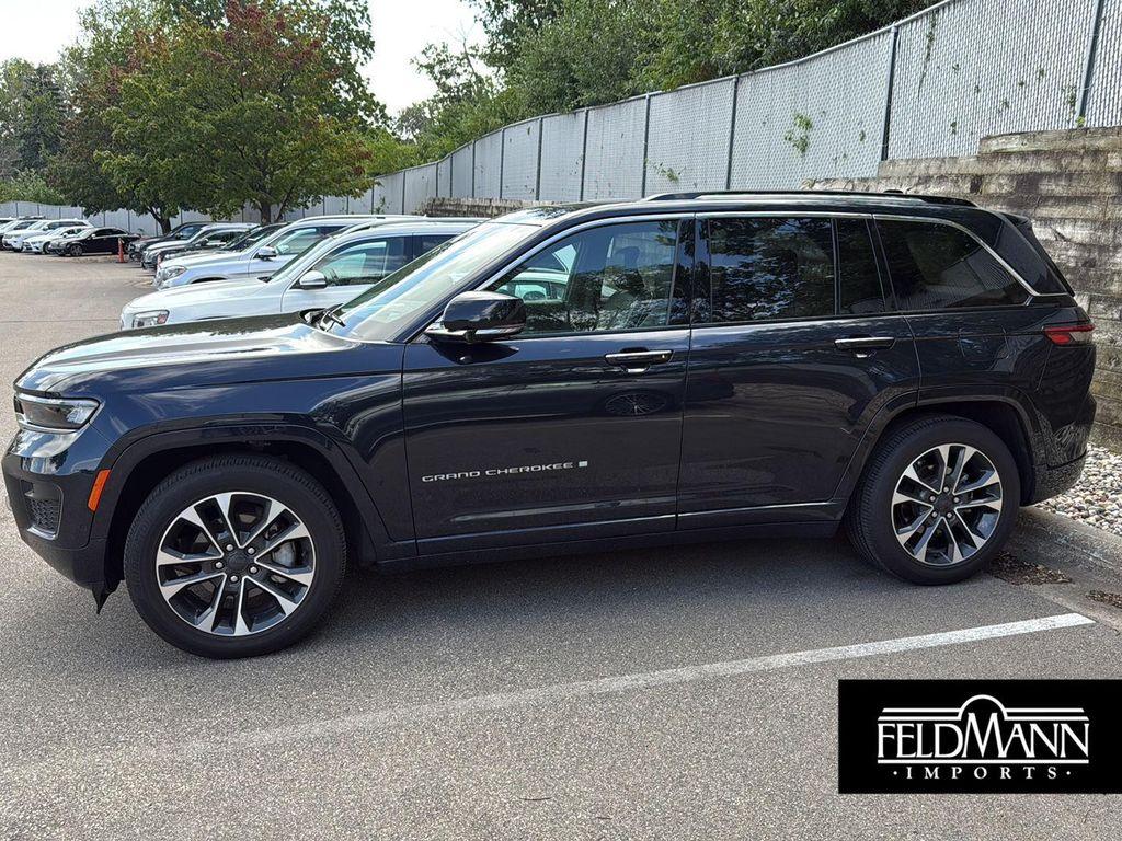 used 2023 Jeep Grand Cherokee car, priced at $43,321