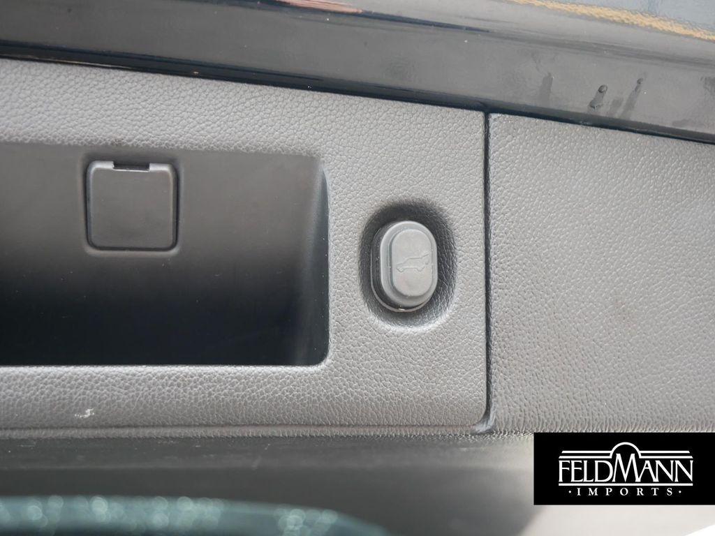 used 2018 Cadillac Escalade ESV car, priced at $28,995