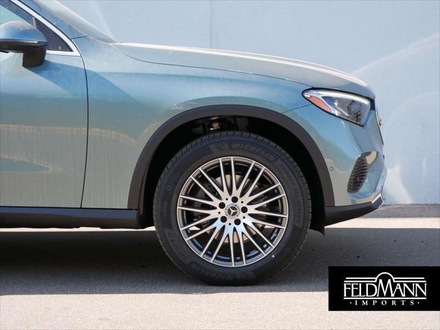 new 2025 Mercedes-Benz GLC 300 car, priced at $56,585