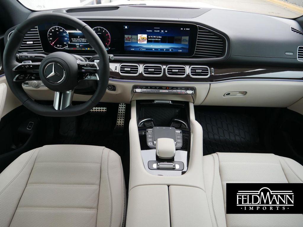 new 2025 Mercedes-Benz GLS 450 car, priced at $107,205