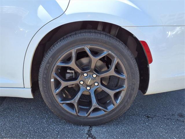 used 2019 Chrysler 300 car, priced at $19,448