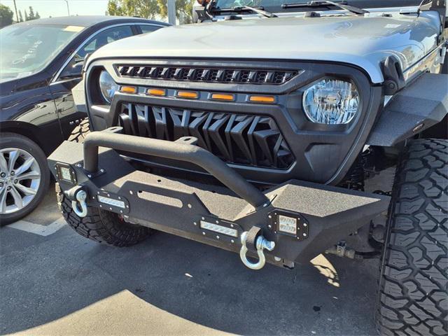 used 2023 Jeep Gladiator car, priced at $38,273
