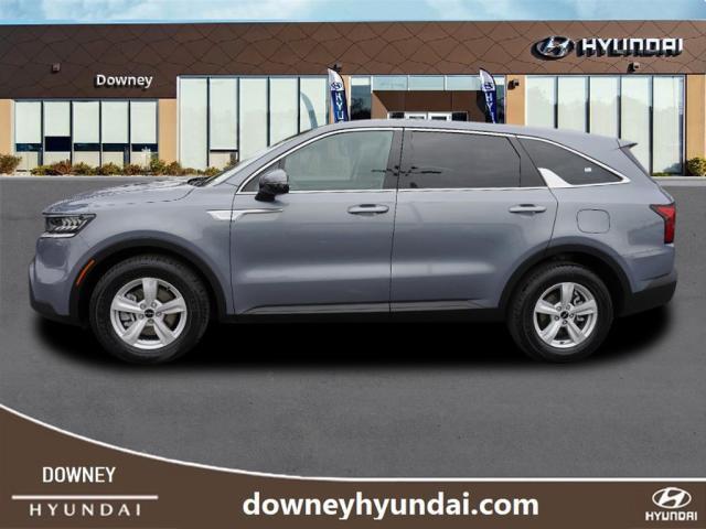 used 2023 Kia Sorento car, priced at $22,352