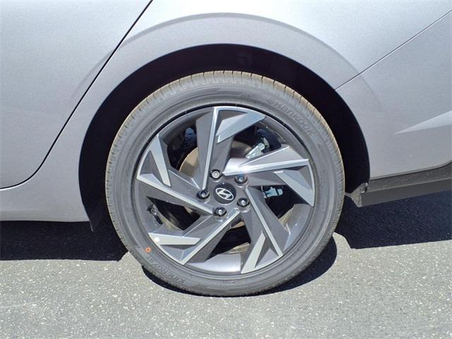 new 2025 Hyundai Elantra car, priced at $26,640