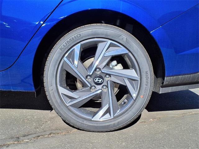 new 2025 Hyundai Elantra car, priced at $24,285