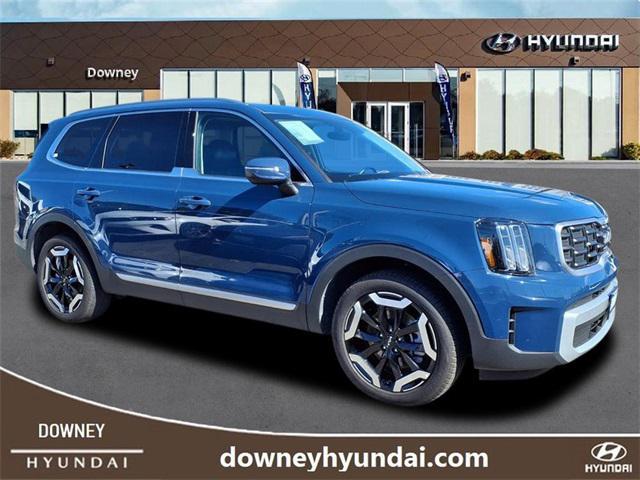 used 2025 Kia Telluride car, priced at $38,989