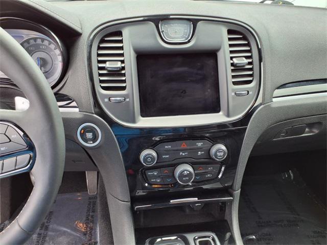 used 2023 Chrysler 300 car, priced at $25,888