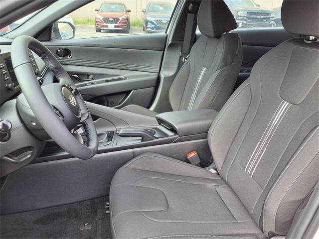 new 2025 Hyundai Elantra car, priced at $24,675