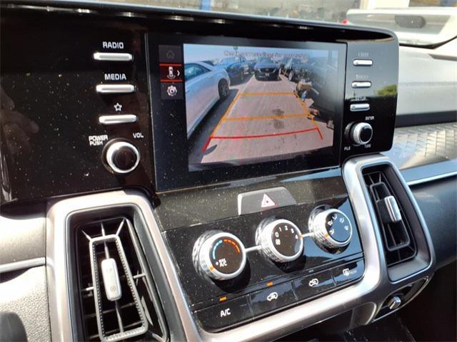 used 2023 Kia Sorento car, priced at $22,879