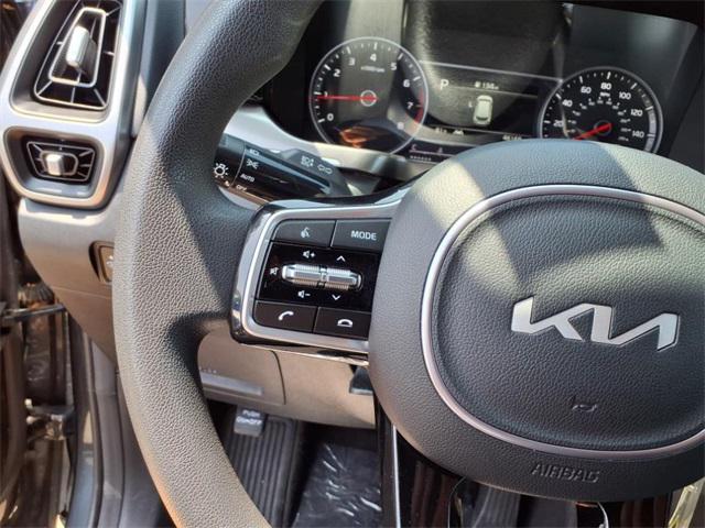 used 2023 Kia Sorento car, priced at $22,879