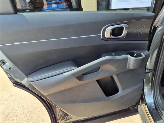 used 2023 Kia Sorento car, priced at $22,879
