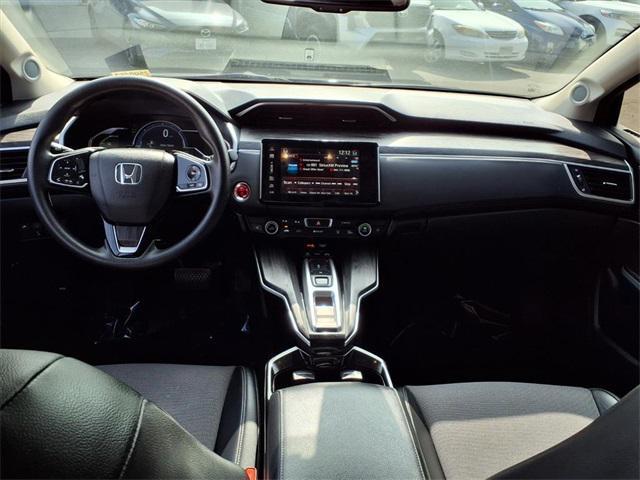 used 2018 Honda Clarity Plug-In Hybrid car, priced at $14,832