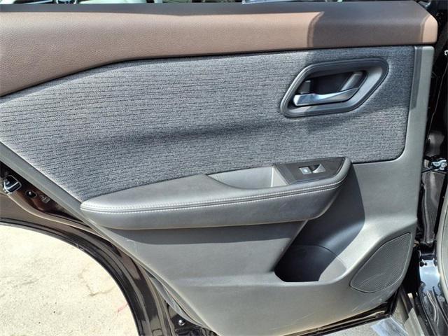 used 2023 Nissan Rogue car, priced at $18,902