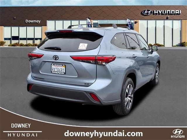 used 2021 Toyota Highlander car, priced at $27,350