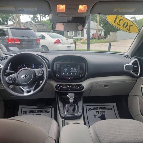used 2021 Kia Soul car, priced at $13,995