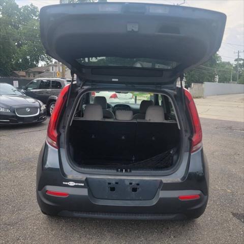 used 2021 Kia Soul car, priced at $13,995