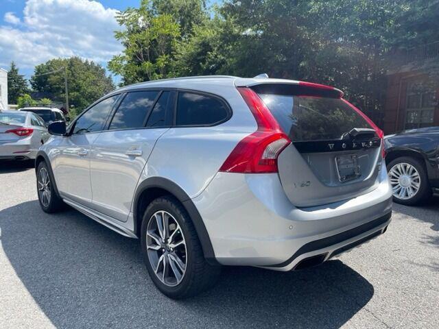 used 2015 Volvo V60 Cross Country car, priced at $10,981