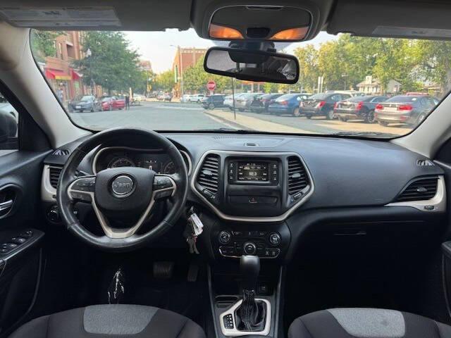 used 2015 Jeep Cherokee car, priced at $6,481