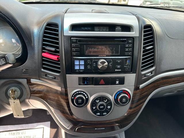 used 2010 Hyundai Santa Fe car, priced at $5,481
