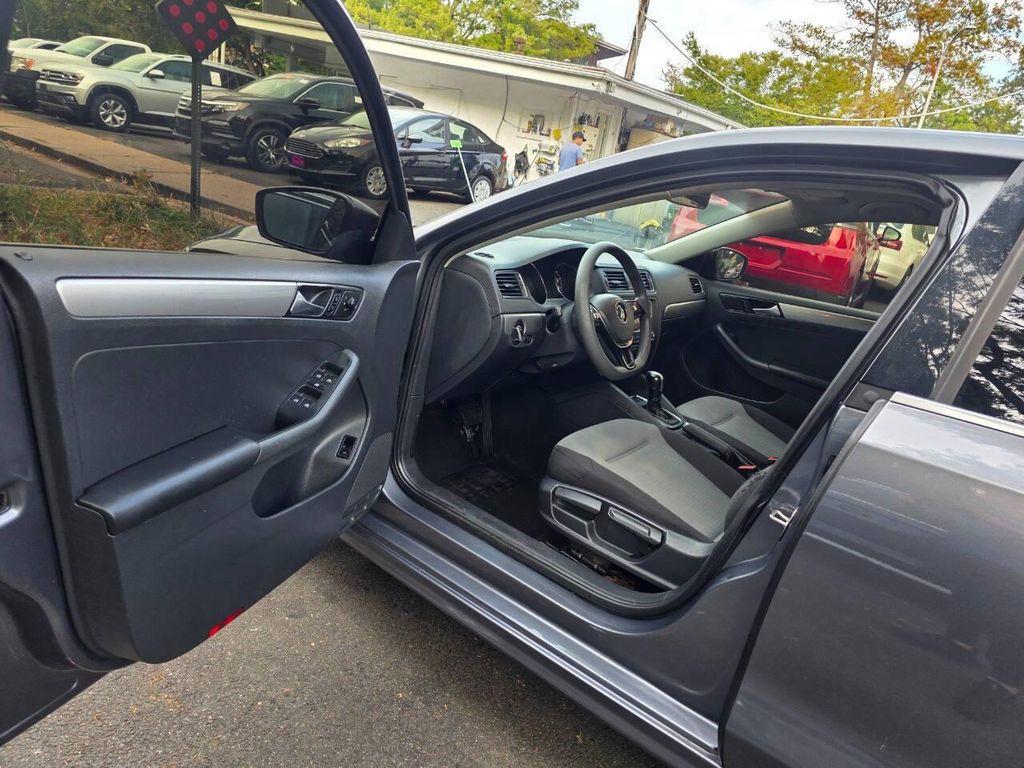 used 2017 Volkswagen Jetta car, priced at $5,981