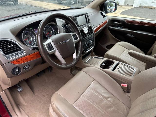 used 2015 Chrysler Town & Country car, priced at $11,981