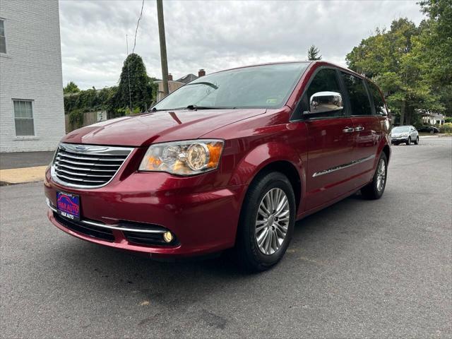 used 2015 Chrysler Town & Country car, priced at $11,981