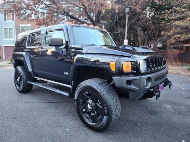 used 2007 Hummer H3 car, priced at $7,981