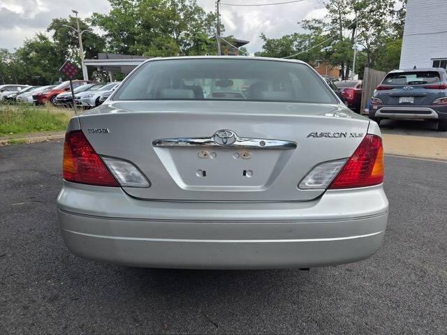 used 2001 Toyota Avalon car, priced at $4,981