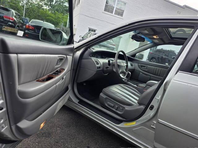 used 2001 Toyota Avalon car, priced at $4,981