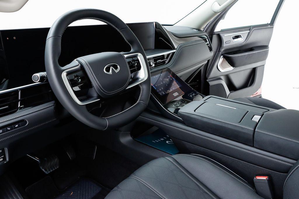 new 2025 INFINITI QX80 car, priced at $97,640